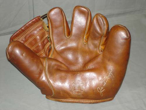 Joe DiMaggio Spalding 133 1 Front
